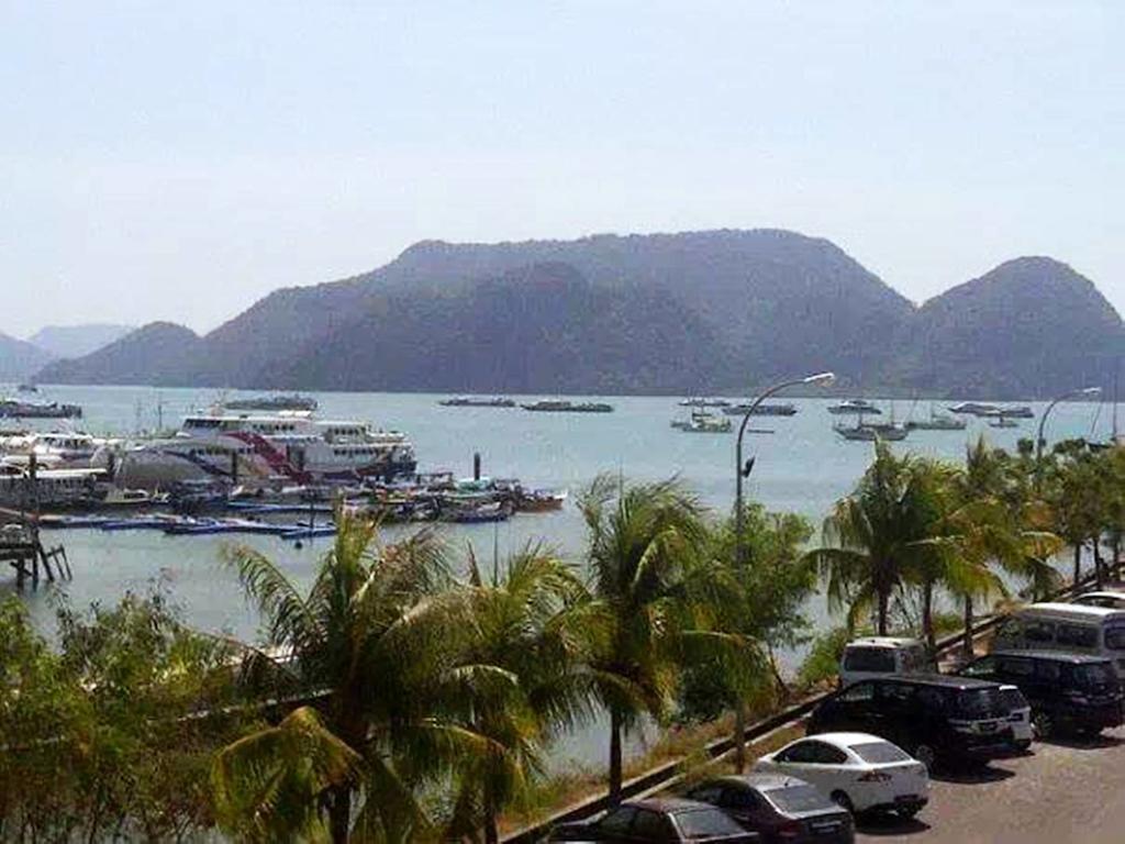 Geopark Hotel Kuah Langkawi Экстерьер фото